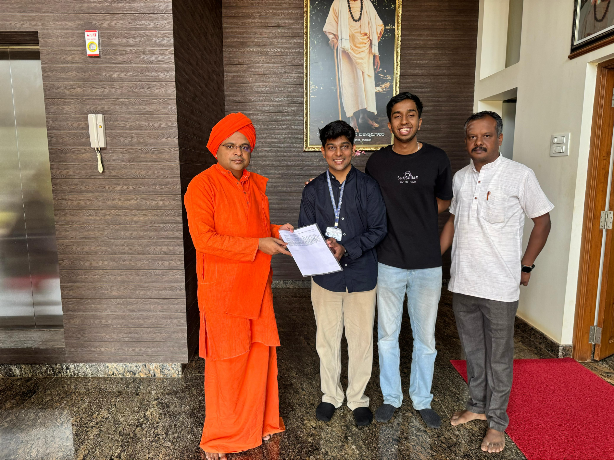 Founders with a his Holiness Poojya Shri Dr. Shivabasava Mahaswamiji of Rudrakshimath, Naganur